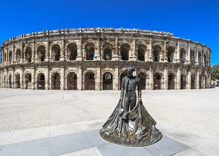 Maison Carrée/Coeur historique de Nîmes - Superbe Appt 55m²