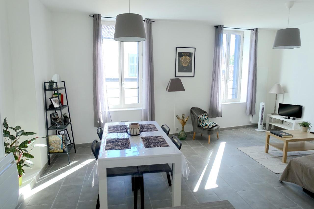 Apartamento Maison Carree/coeur Historique De - Superbe Appt 55m² Nîmes